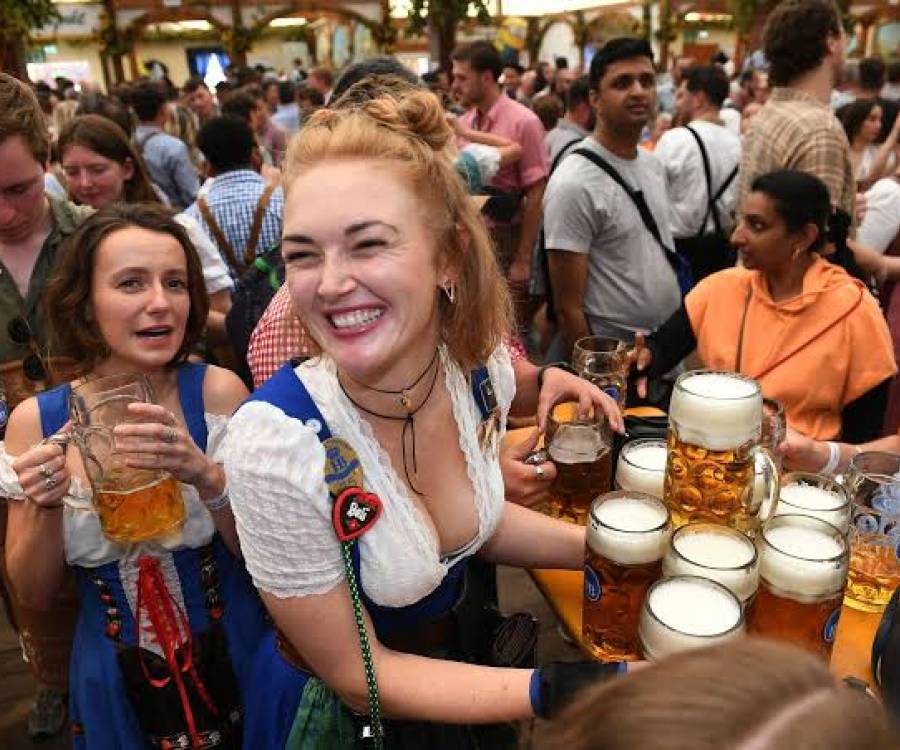 Oktoberfest rompió un nuevo récord: 7,4 millones de personas y 6,7 millones de litros de cerveza