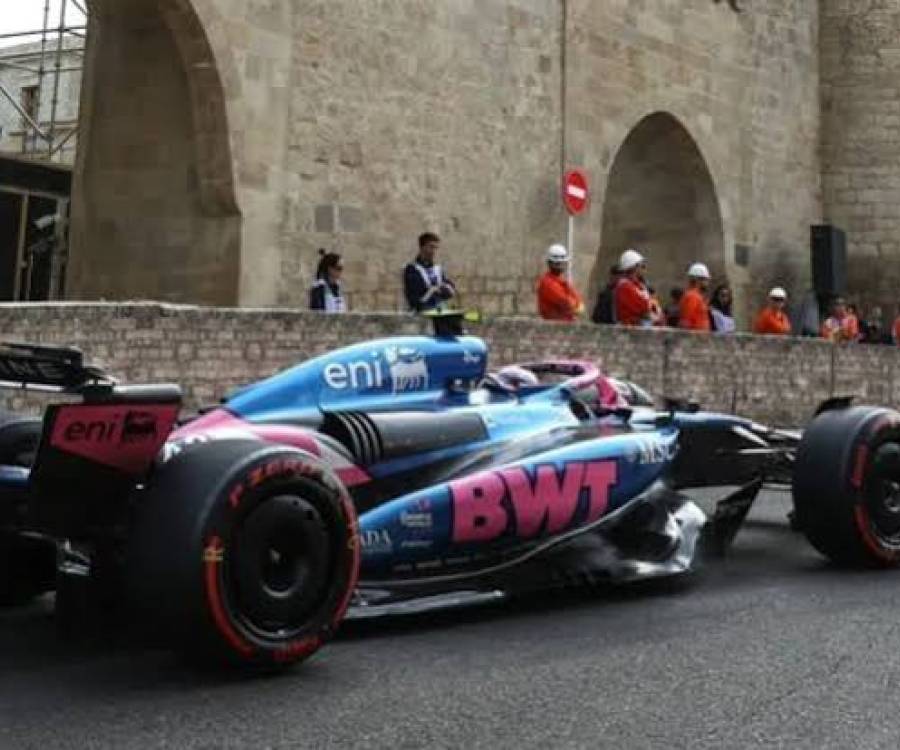 Franco Colapinto sufrió una falla técnica en su Alpine y abandonó en el GP de Singapur: Verstappen ganó de punta a punta