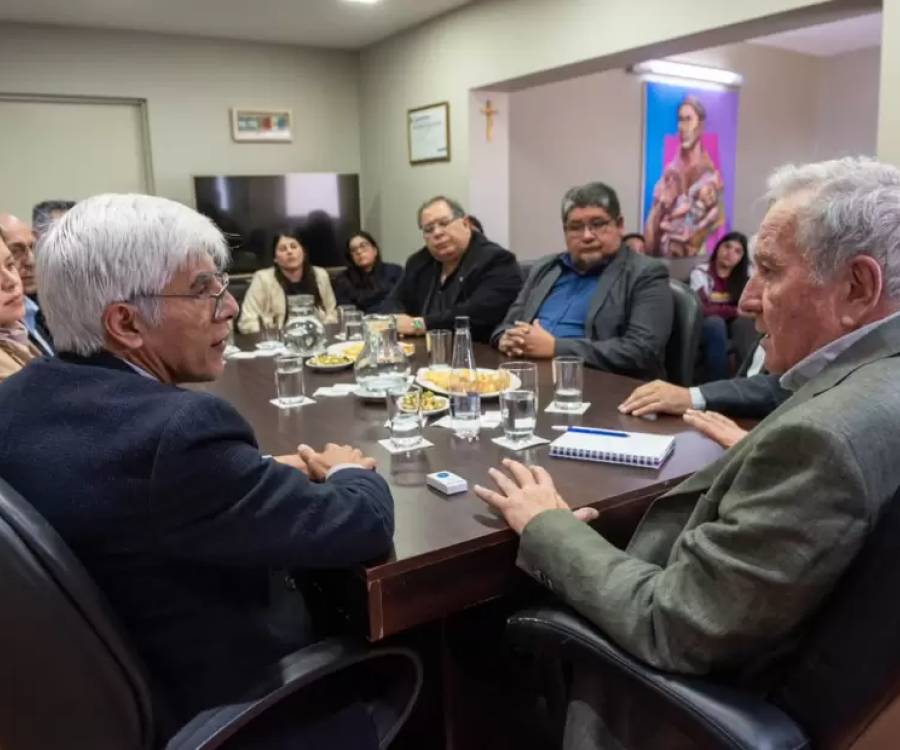 Dusso y el Senado respaldaron a la UNCA ante la crisis presupuestaria