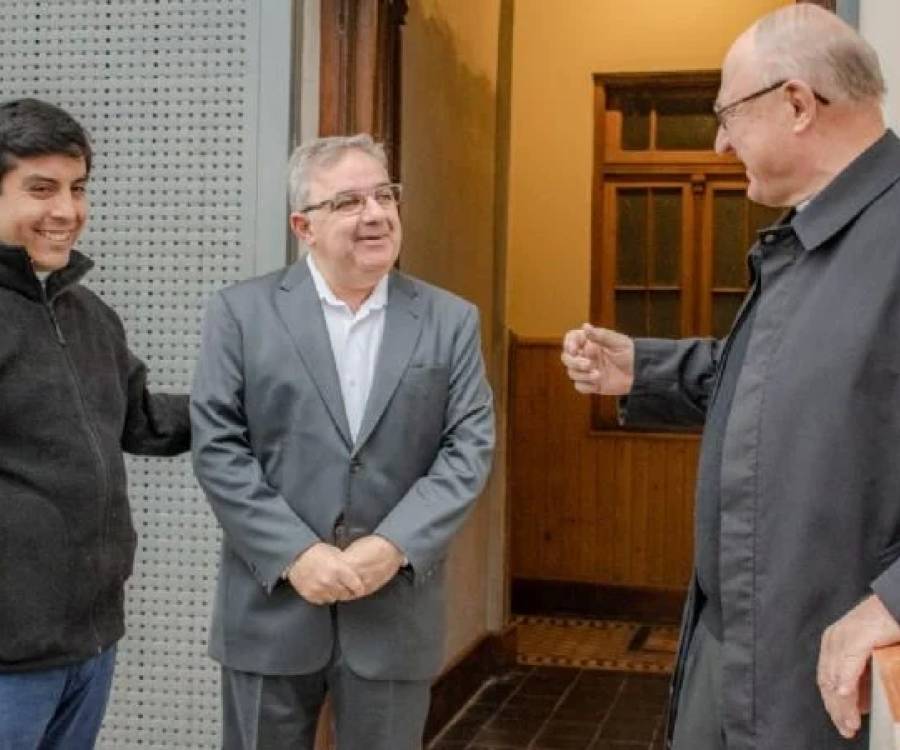 Raúl se reunió con el Obispo Urbanc en la previa de su viaje al Vaticano