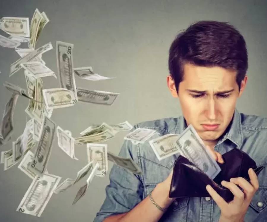Tres errores muy comunes que pueden destrozar tus finanzas personales